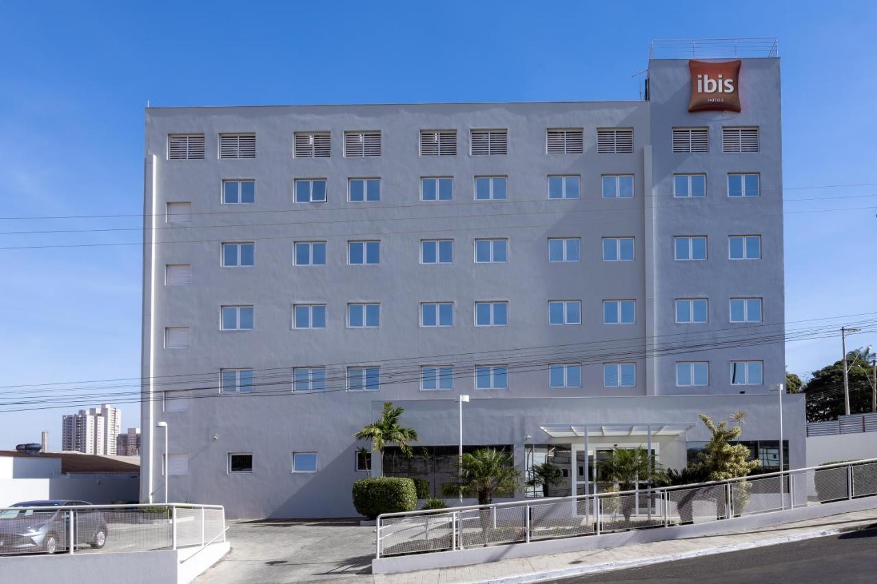 מלון Ibis ז'בוטיקבל מראה חיצוני תמונה