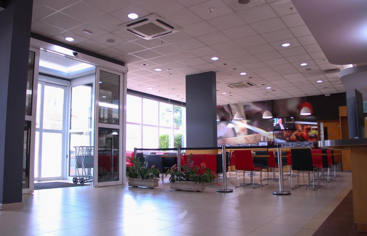 מלון Ibis ז'בוטיקבל מראה חיצוני תמונה